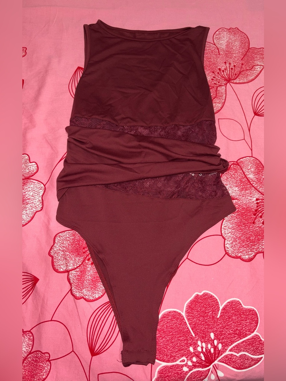SHEIN Red Lace Detailed Bodysuit - Picture 9 of 15
